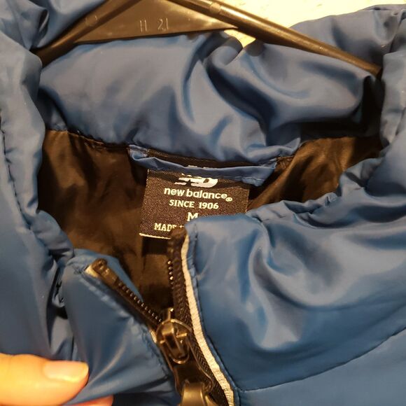 New Balance Men's Medium Blue Quilted Tech Puffer Winter Jacket - Picture 4 of 10